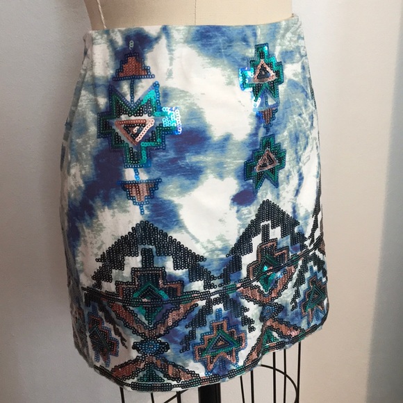 Express Sequin Mini Skirt - Picture 2 of 3
